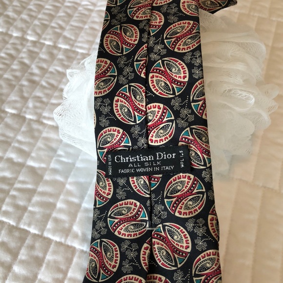Christian Dior 100% Italian silk tie - Picture 2 of 2